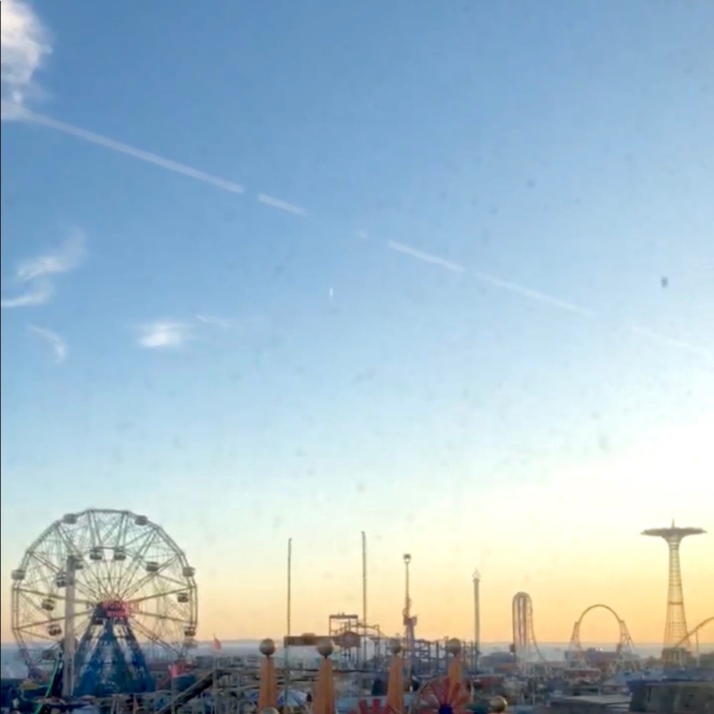 Meet your Posher, Alua